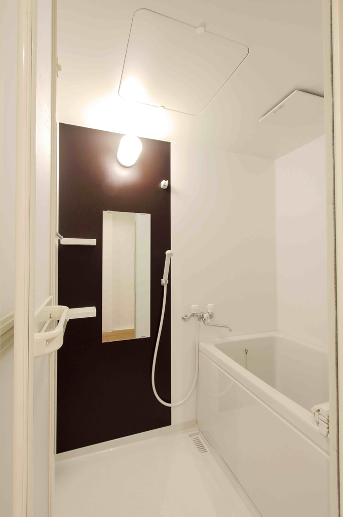 リフォーム（マンション・住宅・店舗・オフィス）／オーダメイドのソファ・テーブル・キャビネット：大阪・広島：：ルポゼ・クリエーション：リビング・ダイニング・バスルーム・洗面・ロハステイスト