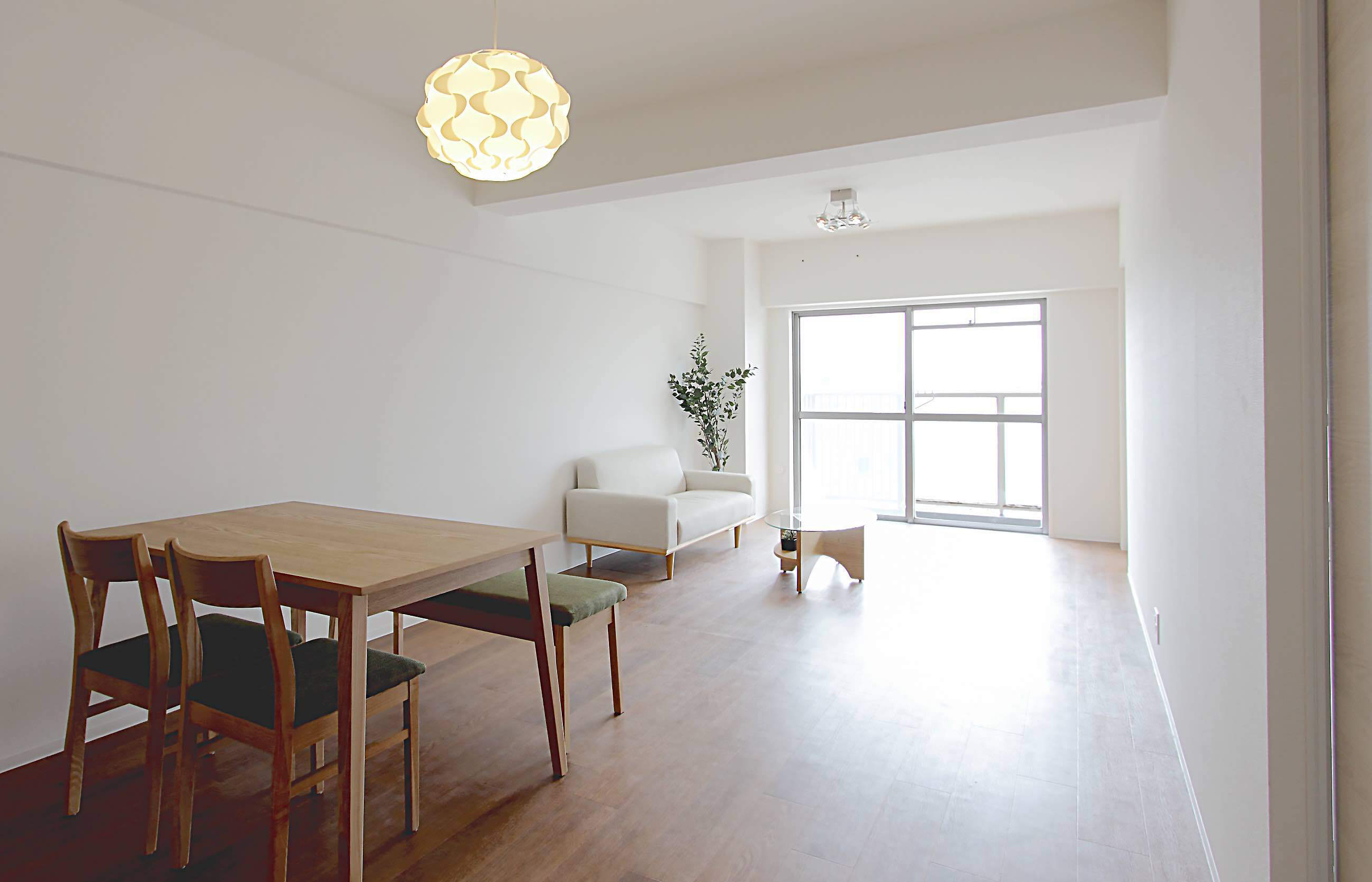 リフォーム（マンション・住宅・店舗・オフィス）／オーダメイドのソファ・テーブル・キャビネット：大阪・広島：：ルポゼ・クリエーション：リビング・ダイニング・ロハステイスト