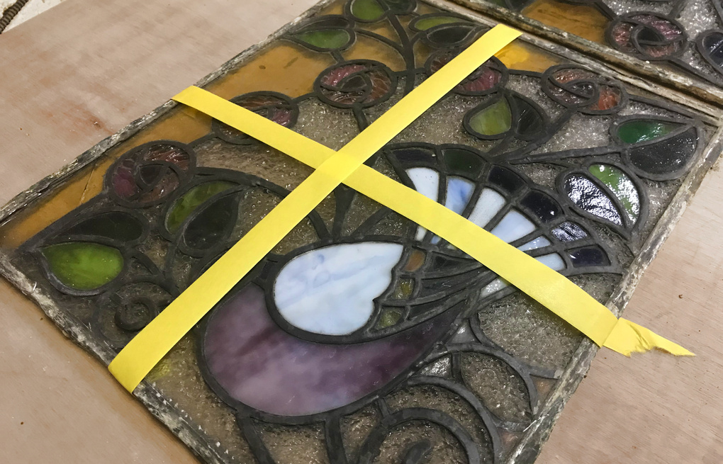 ルポゼ・クリエーション｜北浜／青山ビル｜ステンドグラス 修理中その２
